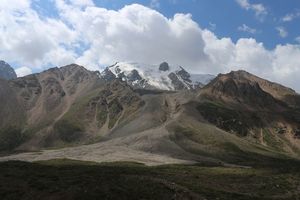 Hohe Gipfel in ewigem Eis