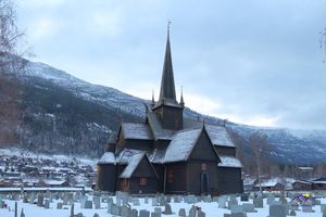 Stabkirche in Lom