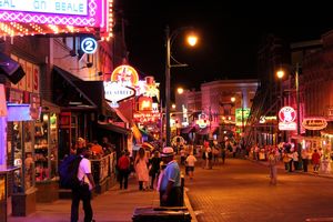 Beale St. bei Nacht