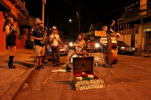 Straßenmusikanten in der Frenchmen Street