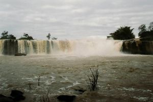 Dry Sap - die größten Wasserfälle Vietnams