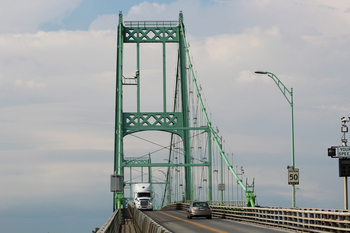 Brücke zwischen Kanada und USA